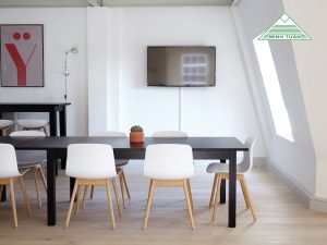 Cách Chọn Bàn Làm Việc Phù Hợp Với Từng Không Gian