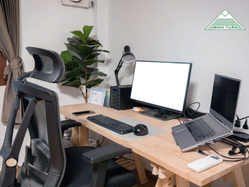 Ghế Công Thái Học Lưng Cao Là Gì? Lý Do Nên Đầu Tư Ngay