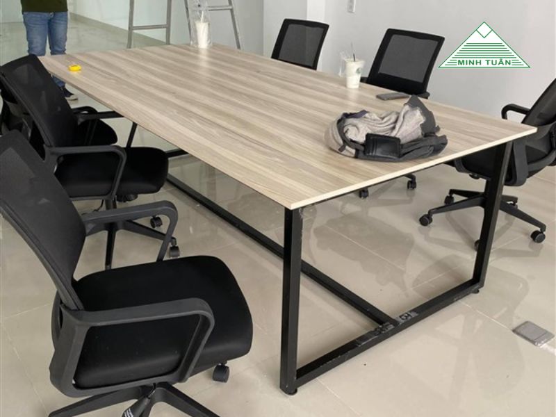 Bàn Ghế Văn Phòng Giá Rẻ Hà Nội – Chất Lượng Tốt, Giá Cạnh Tranh