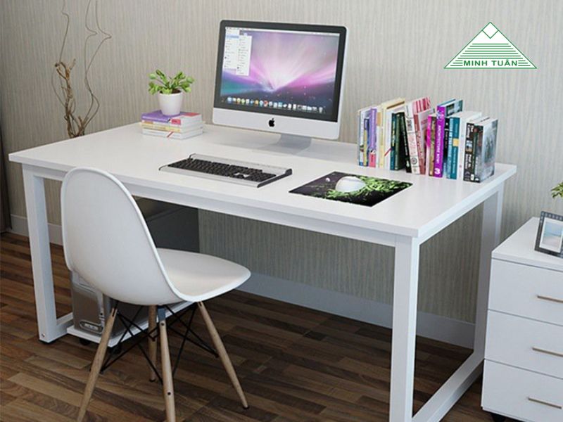 Bàn Làm Việc Chân Sắt Chữ U – Thiết Kế Hiện Đại, Bền Bỉ Cho Văn Phòng