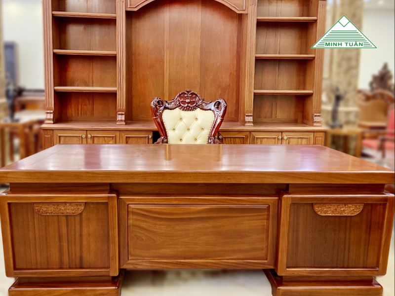 Bàn Giám Đốc Gỗ Công Nghiệp – Kết Hợp Giữa Thẩm Mỹ Và Tiết Kiệm