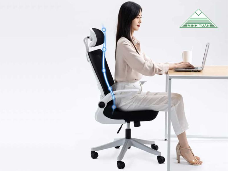 Ghế Xoay Văn Phòng Có Tựa Đầu – Tưởng Thừa Thãi Nhưng Là Cứu Tinh Cho Dân Văn Phòng