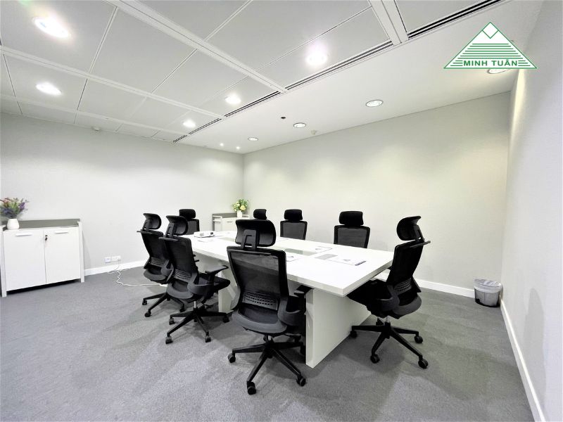 Ghế Xoay Văn Phòng Có Tựa Đầu – Tưởng Thừa Thãi Nhưng Là Cứu Tinh Cho Dân Văn Phòng