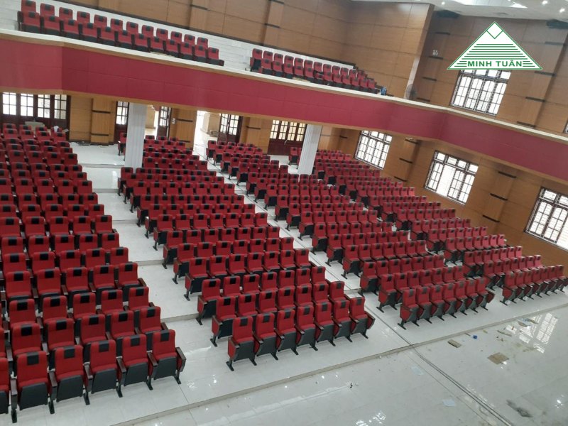 Ghế Auditorium Có Gì Khác Biệt So Với Ghế Hội Trường Thông Thường?