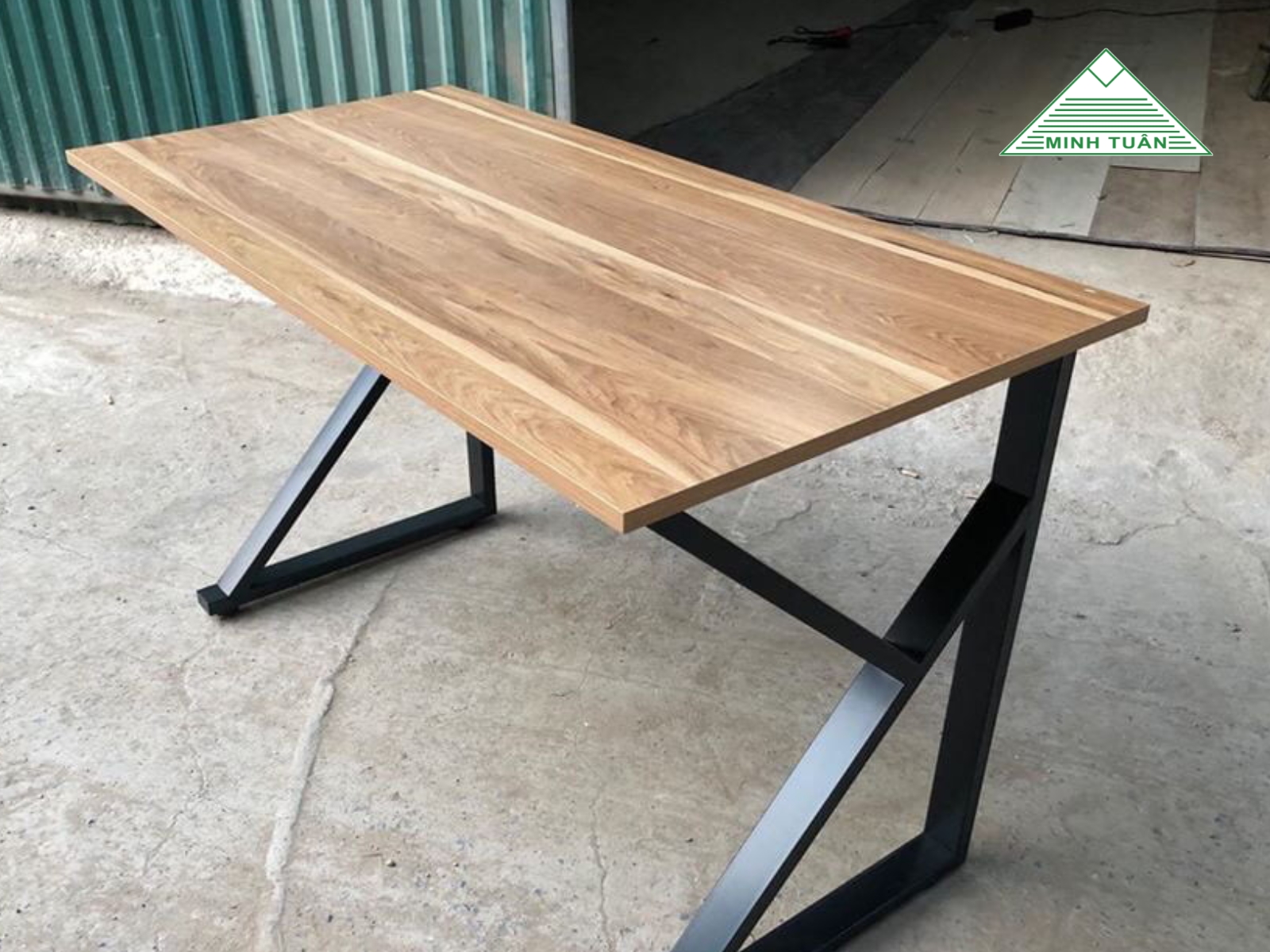 Bàn Chữ K Hiện Đại: Xu Hướng Thiết Kế Văn Phòng Thông Minh 2025