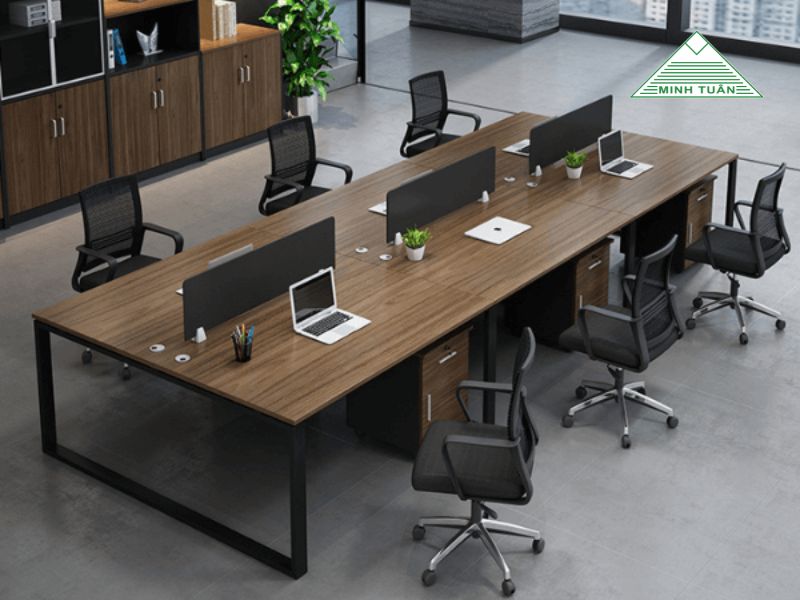 Bàn Ghế Văn Phòng Giá Rẻ Hà Nội – Xu Hướng Nội Thất Văn Phòng 2025