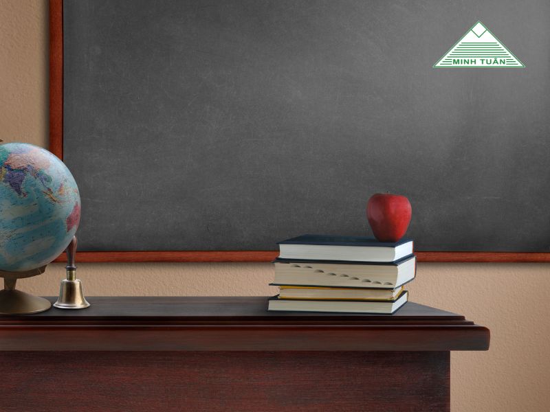 Cách Chọn Bàn Ghế Giáo Viên Trường Học Đảm Bảo Độ Bền & Thẩm Mỹ