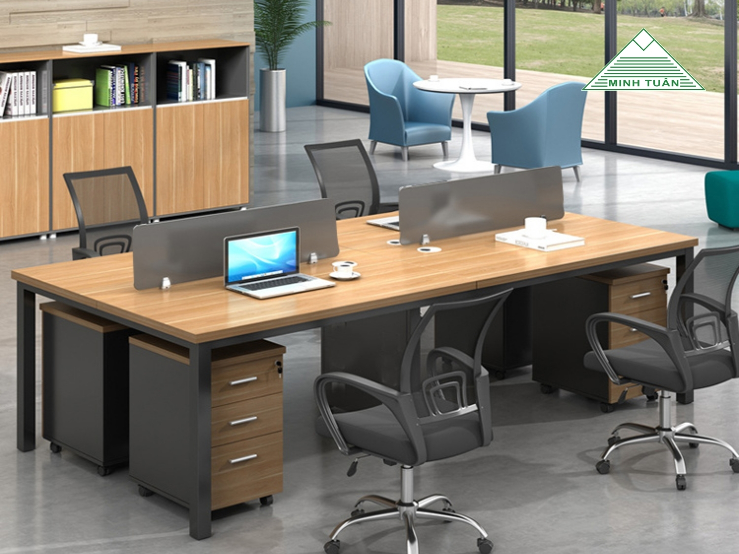 Sai Lầm Khi Bảo Quản Bàn Cụm Nhân Viên Khiến Nội Thất Nhanh Hỏng